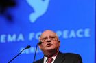 Gorbačov: Je na čase spojit kapitalismus se socialismem