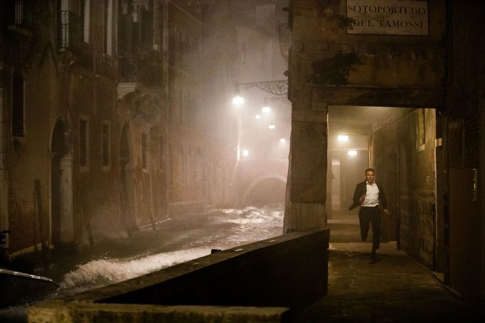 Tom Cruise jako Ethan Hunt.