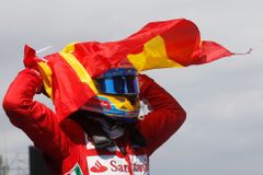 Španělé šílí radostí, v Barceloně triumfoval Alonso