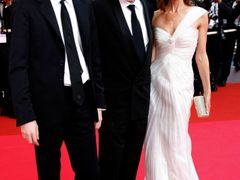 Cannes - Dennis Hopper s manželkou Victorií Duffy