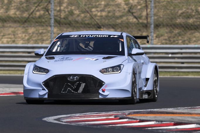 Hyundai Veloster N ETCR