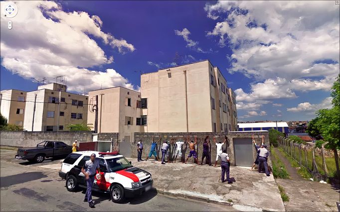 Reprofoto (výřez) z mapovací 3D služby Google Street View, kterou provozuje již přes 15 let americká společnost Google LLC.