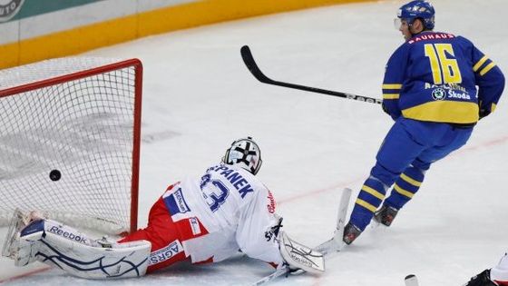 Konečně vítězství! Čeští hokejisté brilantně otočili zápas se Švédskem