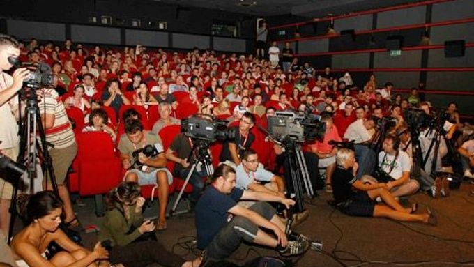 Kino Obala o filmovém festivalu praská ve švech. Přes rok se ale uživí jen stěží.