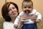 65letá Němka porodila čtyřčata, nyní má již 17 dětí