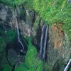 Obrazem: Nejkrásnější vodopády světa / Trou de Fer Falls