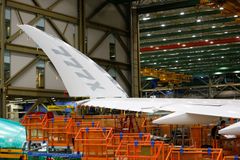 Boeing odkládá první let nového stroje 777X. Ultradlouhé trasy může ovládnout Airbus