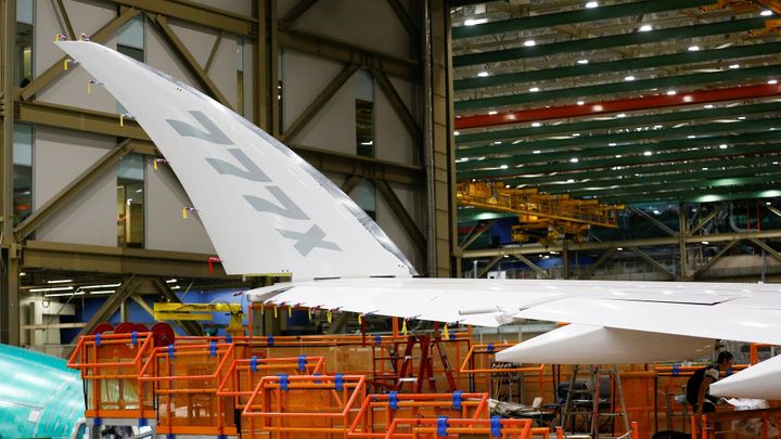 Boeing odkládá první let nového stroje 777X. Ultradlouhé trasy může ovládnout Airbus