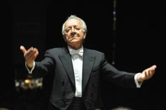 Orchestr vedl nepřetržitě 33 let. Těmirkanov končí u Petrohradské filharmonie