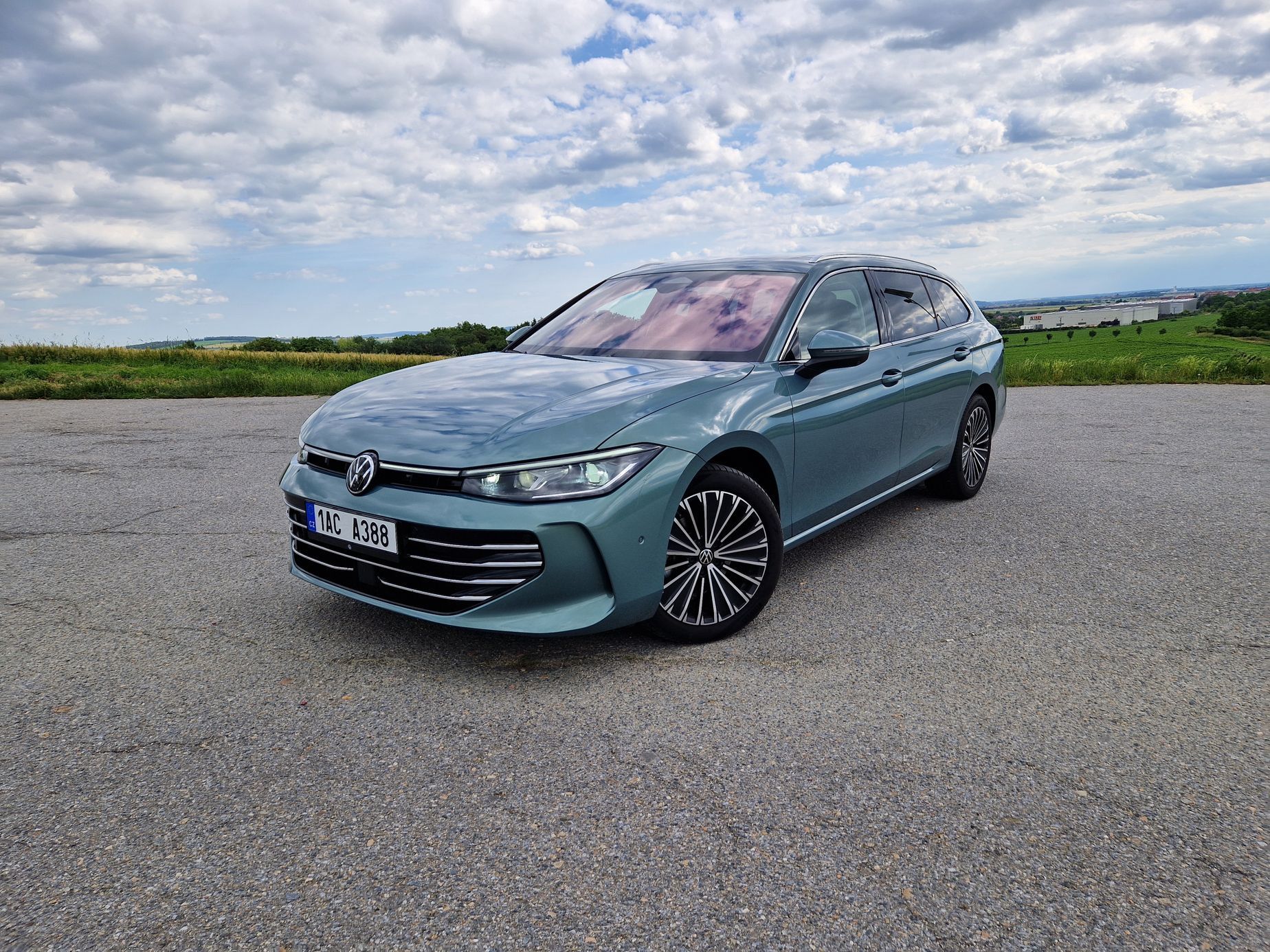 Volkswagen Passat Variant 2.0 TDI Elegance test