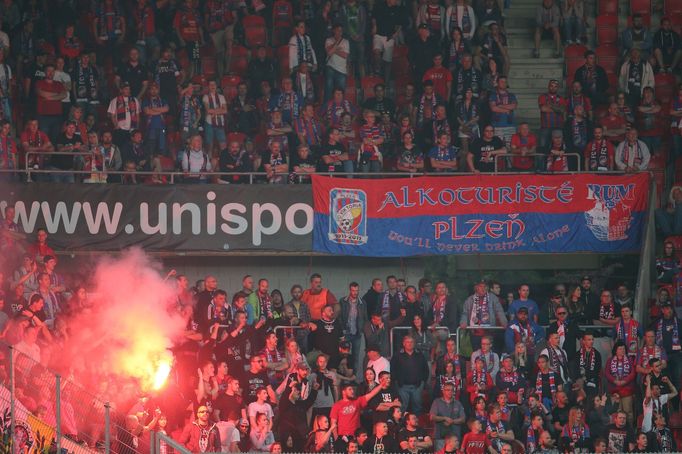 HET liga: Slavia - Plzeň, fanoušci