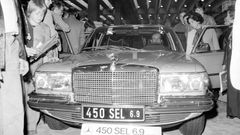 Mercedes-Benz 450 SEL 6.9 (W 116)