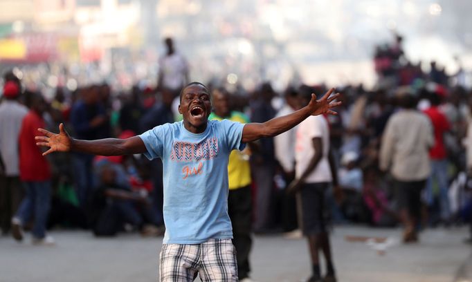 Povolební protesty v Harare v Zimbabwe. 1. 8. 2018