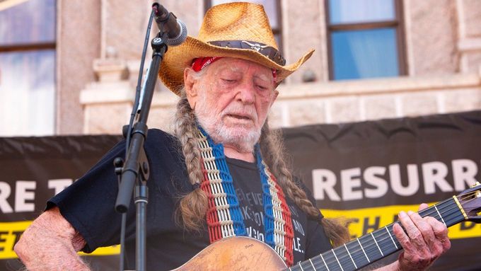 Country zpěvák Willie Nelson