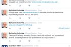 Hackeři se nabourali do Sobotkova Twitteru. Sdíleli tam nenávistné články