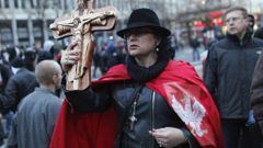 polsko demonstrace krucifix