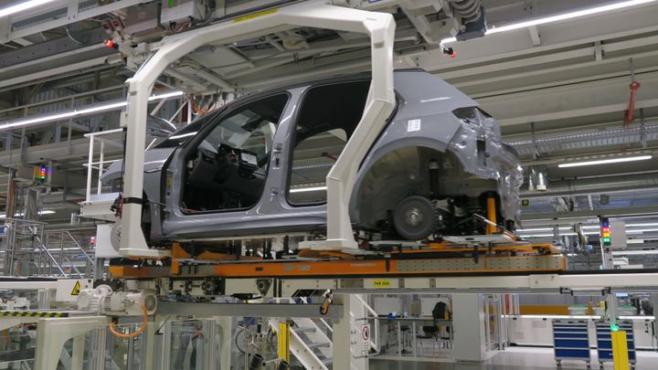Nepředvídatelný rok 2020 pro Volkswagen: Přísné limity CO2 vyostřuje koronavirus