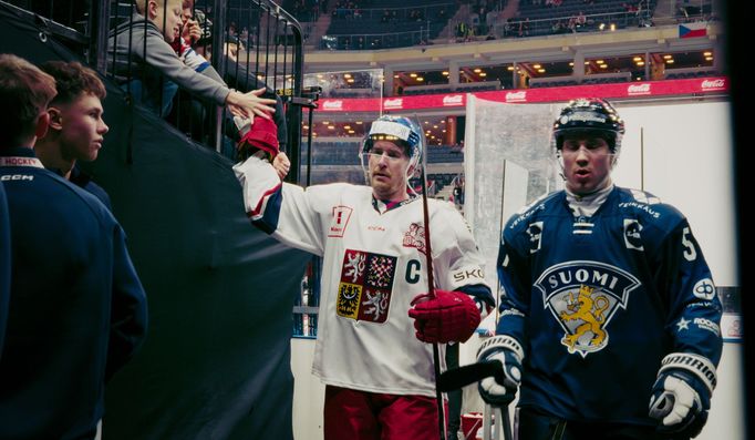 Roman Červenka sehrál na mistrovství světa v hokeji 2024 klíčovou roli jako kapitán české reprezentace.