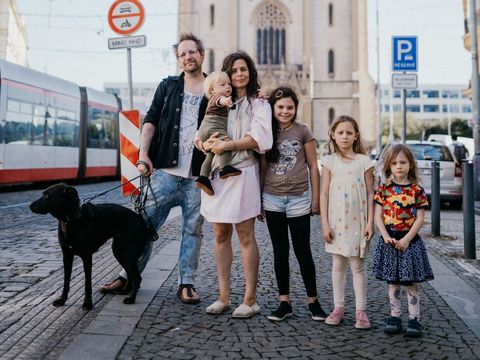 Na venkově jsme potkali spoustu šamanů z Prahy. Nakonec jsme se do města vrátili"