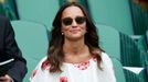 První den dorazila do areálu ve Wimbledonu i členka britské královské rodiny Pippa Middleton.