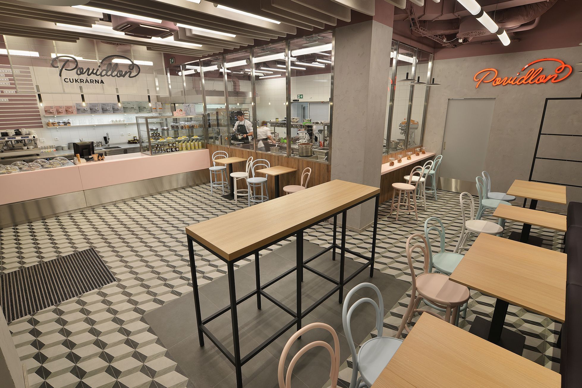 Cukrárna Povidloň Lipno otevřený koncept