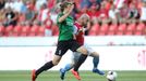 5. kolo fotbalové FORTUNA:LIGY, Slavia - Jablonec: Matěj Hanousek (vlevo) a Miroslav Stoch