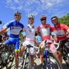 Držitelé trikotů na Giro (zleva: vrchař Pirazzi, mladík Betancour, celkový vítěz Nibali, spurtér Cavendish)