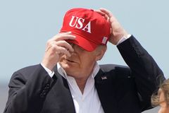 Trump nařkl Čínu ze zdržování jednání. Prezidentem zůstanu, nemá to cenu, varuje