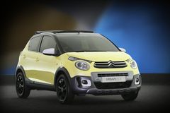 Oplastovaný kolínský Citroën C1 Urban Ride se v Paříži líbil