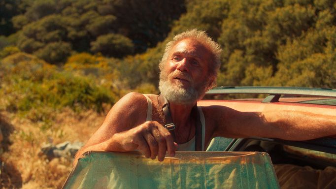 Nicholas Cassim v psychologickém thrilleru Surfař.