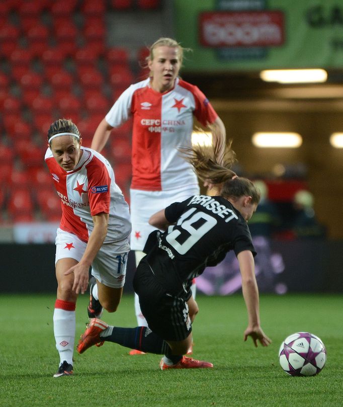 LM, Slavia-Lyon::  Petra Divišová (19) - Eve Perissetová (19)