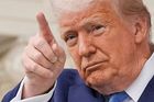 Trump zvažuje uvalení dalších sankcí na Rusko, aby dotlačil Putina k příměří
