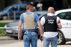 Policisté vyšetřují útok v Lutychu jako terorismus. Muž nejprve bodal nožem, pak zastřelil tři lidi