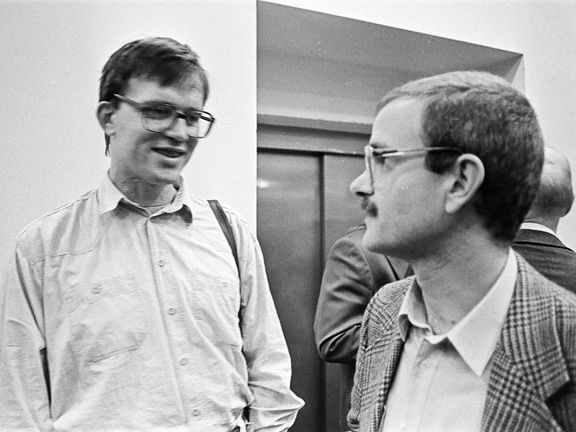Analytik Petr Holub (vlevo) s komentátorem Respektu Richardem Štenclem v roce 1995.
