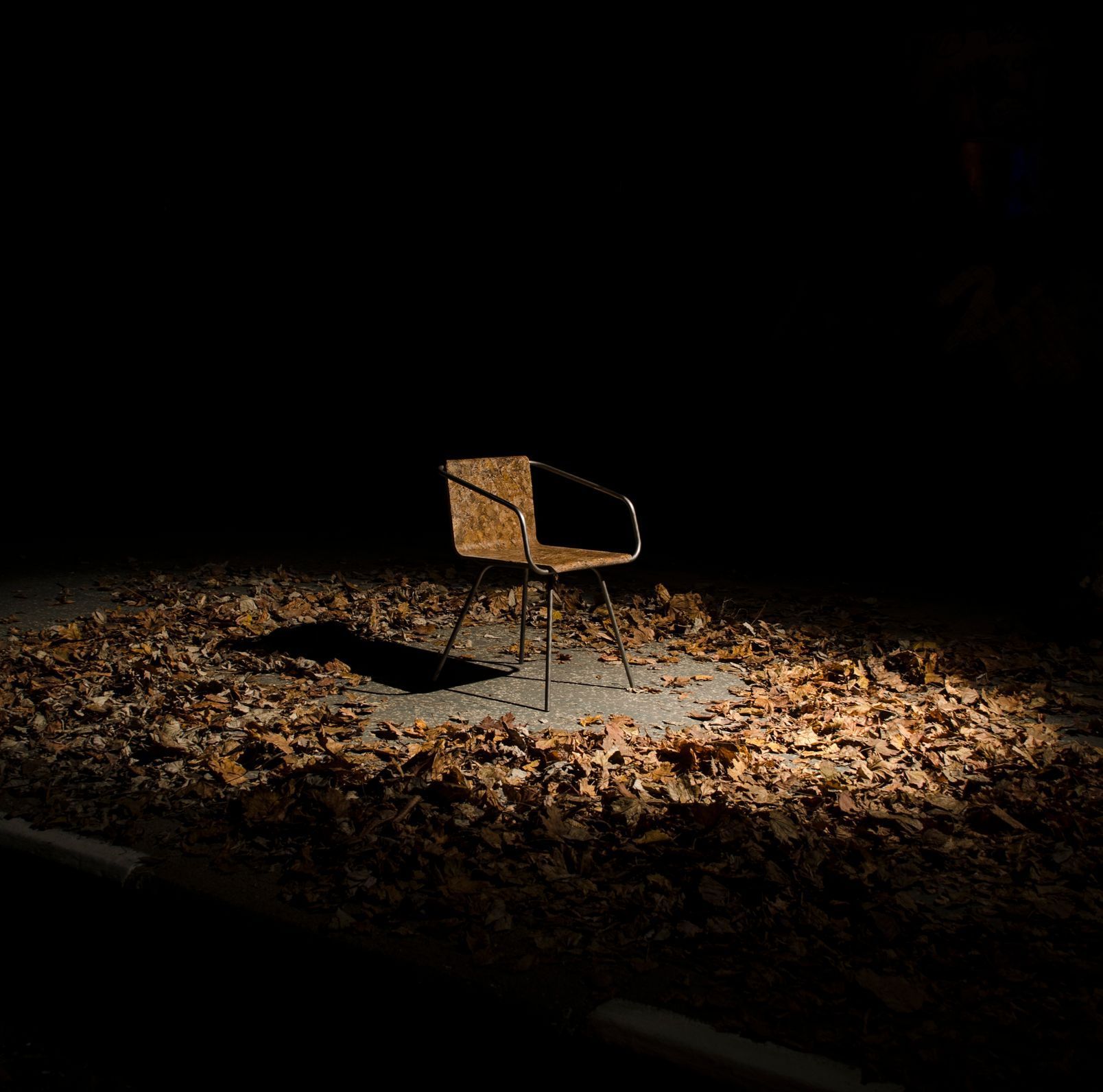 Židle z listí, Šimon Kern