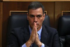 Španělský premiér Sánchez demisi nepodá. Zvažoval ji kvůli vyšetřování své ženy