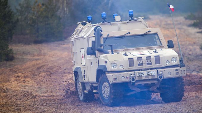 Vozidlo zdravotníků české armády, ilustrační foto