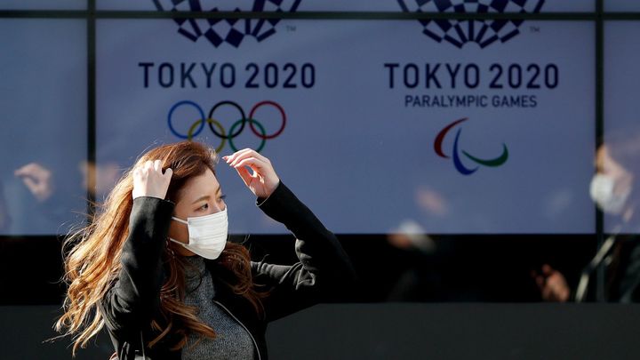 Ohleduplností proti viru. Zodpovědní Japonci epidemii zvládají i bez přísných zákazů