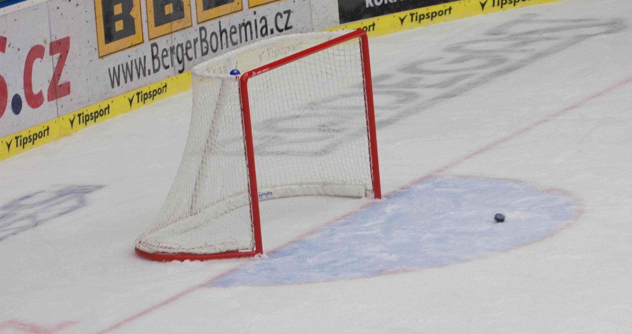 Hokej, extraliga, Zlín - Karlovy Vary: gól Zlína na 3:1