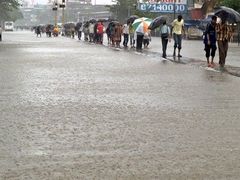 Zaplavené ulice v Bombaji