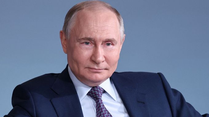 Zelenskyj upozornil na "vojenské cvičení" Ruska v Bělorusku. "Tak obvykle začínají útok," řekl