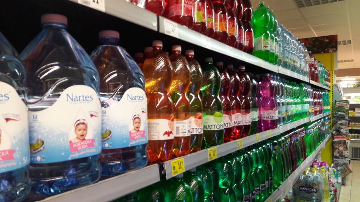 Ceny v červenci zrychlily růst na 2,9 procenta. Zdražovalo bydlení i jídlo