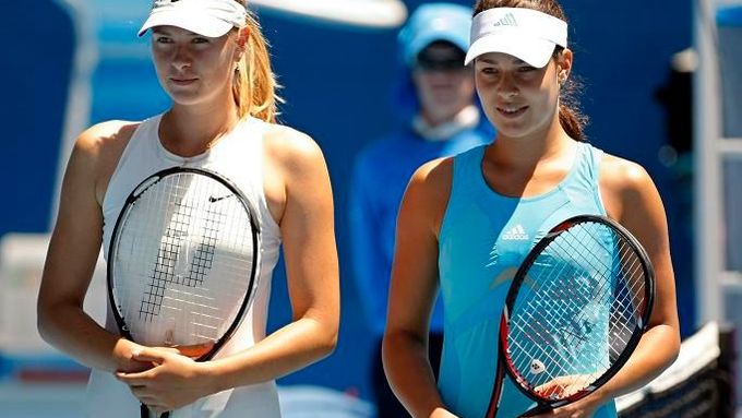 Maria Šarapovová se raduje z titulu na Australian Open