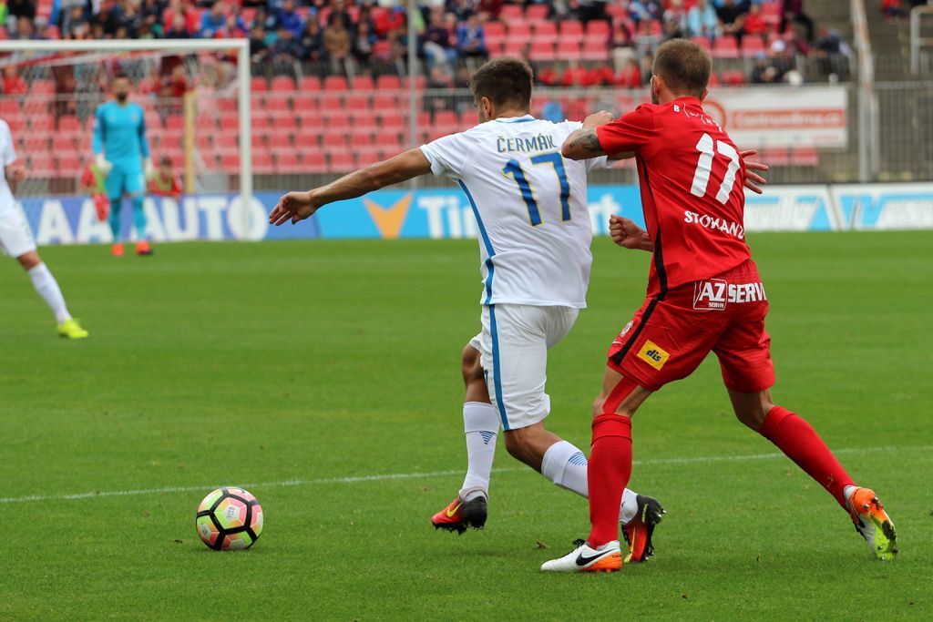 EPL, Zbrojovka-Sparta: Jan Štohanzl (17) - Aleš Čermák
