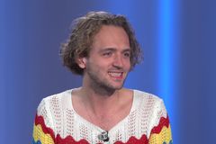 Zpěvák Bert & Friends: Hudbu mi ve snu nosí šilhavý pejsek. Mé koncerty mě i rozbrečí