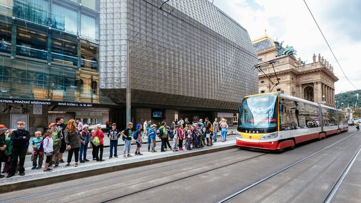 Cestu klimatizovanou tramvají po Praze jde naplánovat. Web poradí, kde je odchytit