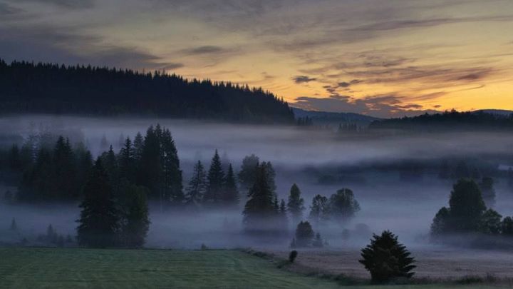 Mrazivá noc v Česku. Na Jezerní slati na Šumavě naměřili minus 22,1 stupně