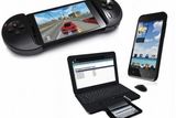 KT SpiderPad - smartphone jako tablet, laptop a hrací konzole 
Jeden smartphone vládne všem, řekli si v Korea telecom (KT) a navrhli sestavu, v které výkonný chytrý telefon ovládne tablet, laptop a přenosnou herní konzoli. Základem řešení je telefon s 4,5" displejem (rozlišení 1280 x  800 px) a dvou jádrovým procesorem Qualcomm o taktu 1,5 GHz. Operační paměť 1GB RAM, vnitřní paměť 16 GB. Paměť je možno rozšířit microSD kartou. Podporovány jsou karty do velikosti 32 GB. Samozřejmosti jsou i dva foťáky. Vpředu umístěna 3 Mpx kamera. Vzadu pak umístěný 8  Mpx fotoaparát, který podporováno je natáčení videa ve full HD rozlišení.  Výbava telefonu dále zahrnuje  Wifi, bluetooth, micro USB, GPS, micro HDMI, gyroskop, proximity čidlo a světelné čidlo.