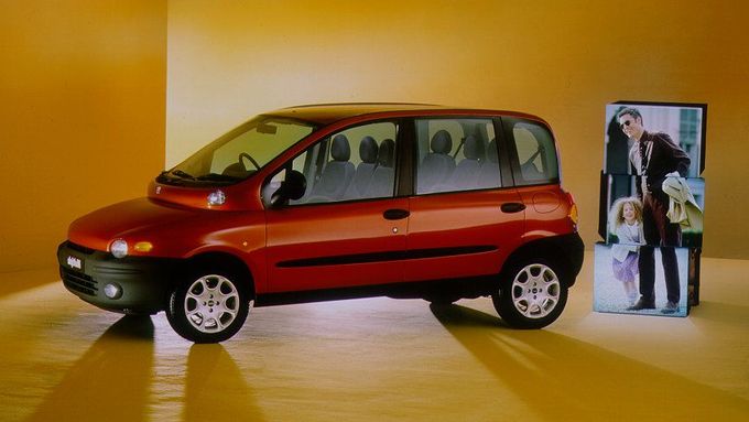 Původní podoba novodobé verze Fiatu Multipla z přelomu století.