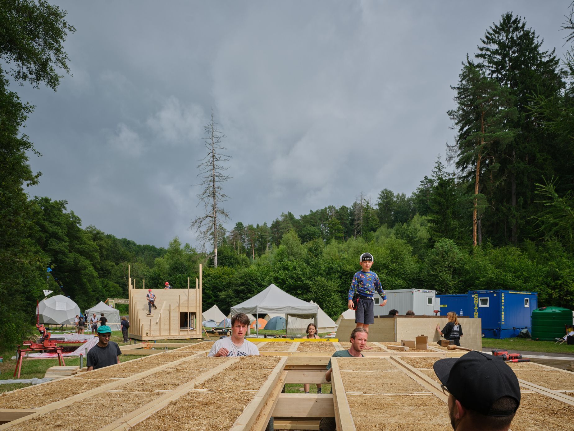 rekreační bydlení, glamping, škola, studenti, architektura, česká kamenice